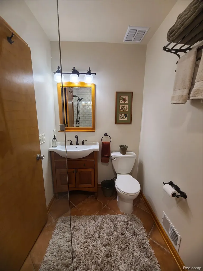 9568 Buckingham Street White Lake Charter Township MI 48386