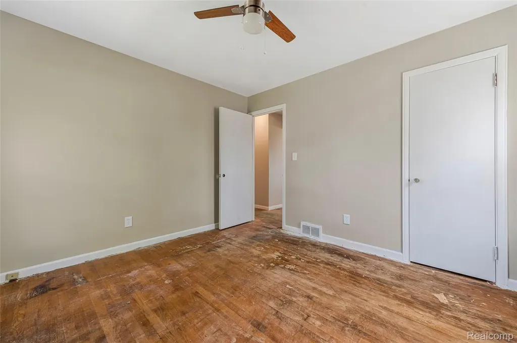 8539 Desoto Street Detroit City MI 48238