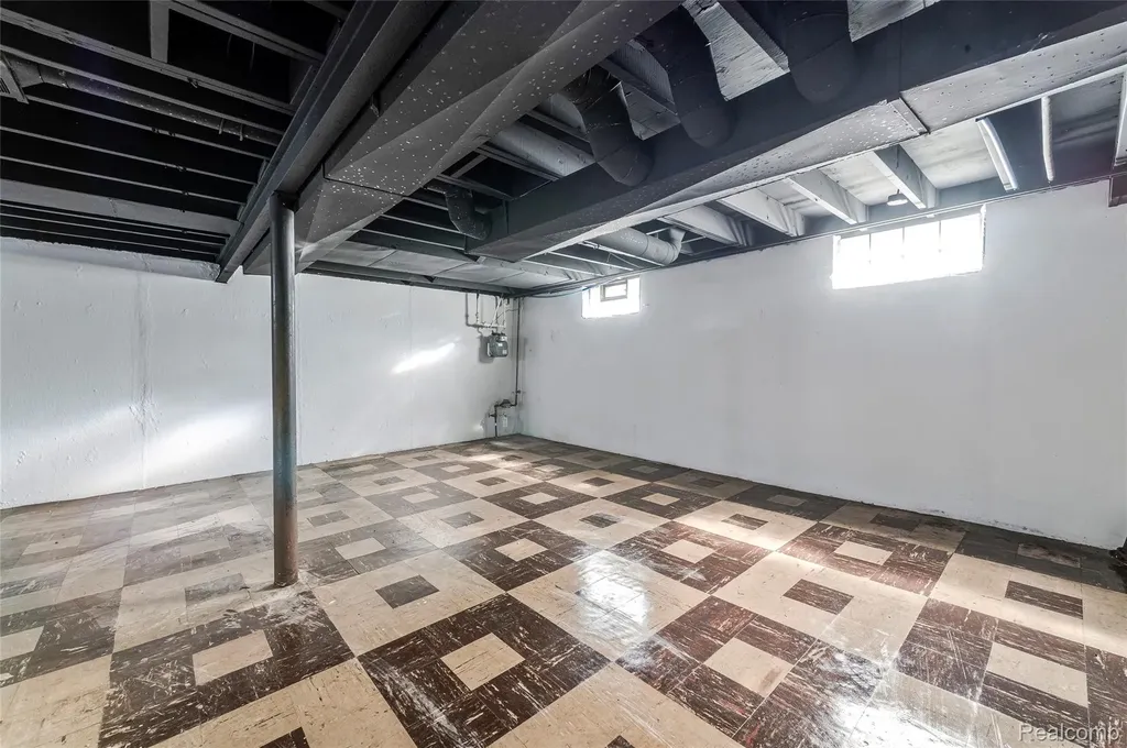 8539 Desoto Street Detroit City MI 48238