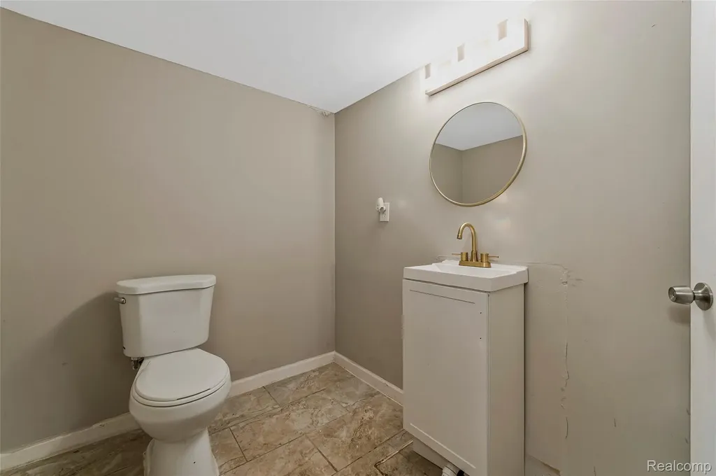 8539 Desoto Street Detroit City MI 48238