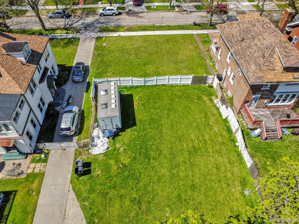 2231 N La Salle Gardens Detroit City MI 48206