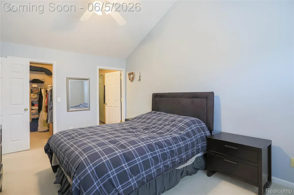 1859 Flagstone Circle Rochester City MI 48307