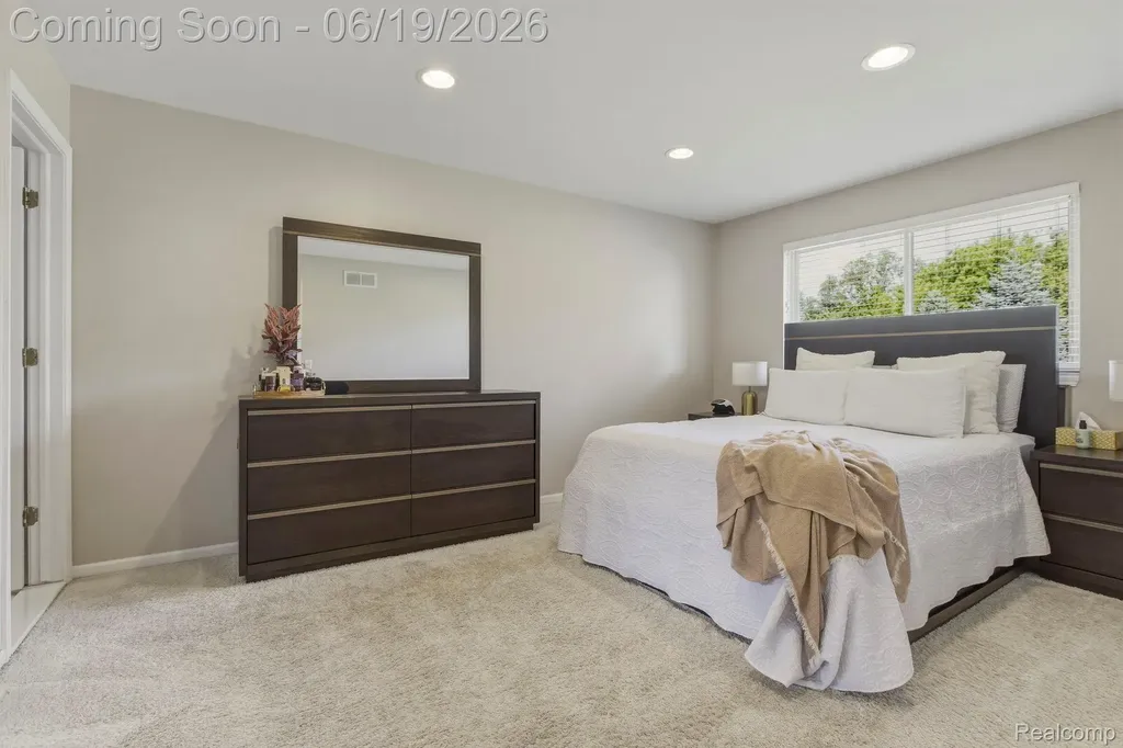 16999 Cristina Court Clinton Charter Township MI 48038
