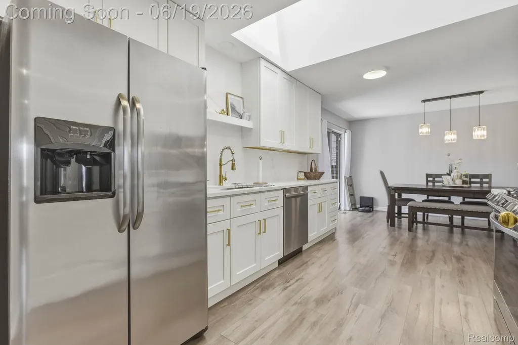16999 Cristina Court Clinton Charter Township MI 48038
