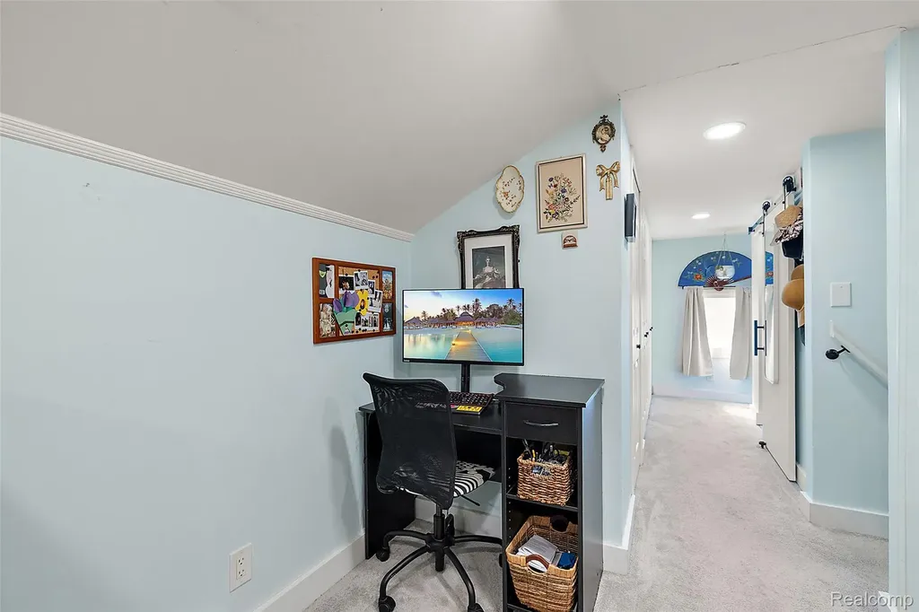 495 Lincoln Avenue Clawson City MI 48017
