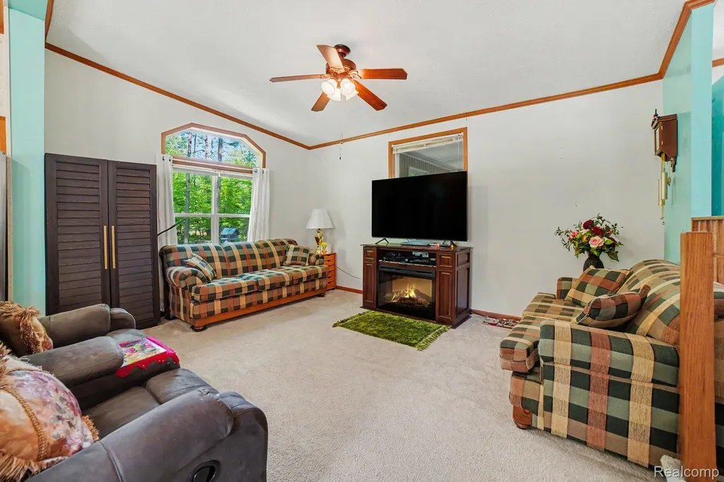 4772 S Bard Road Beaverton Township MI 48612