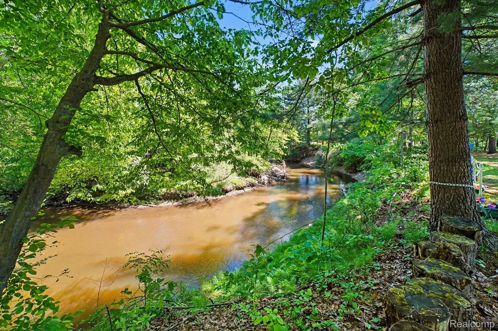 4772 S Bard Road Beaverton Township MI 48612