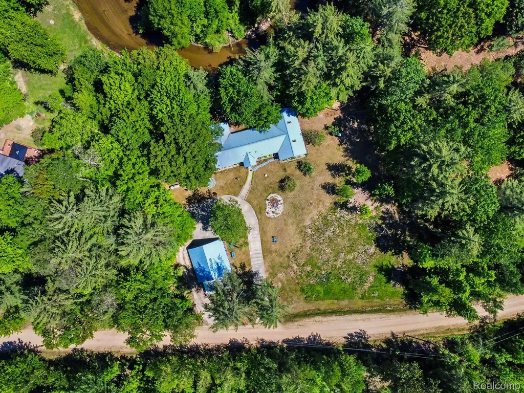 4772 S Bard Road Beaverton Township MI 48612