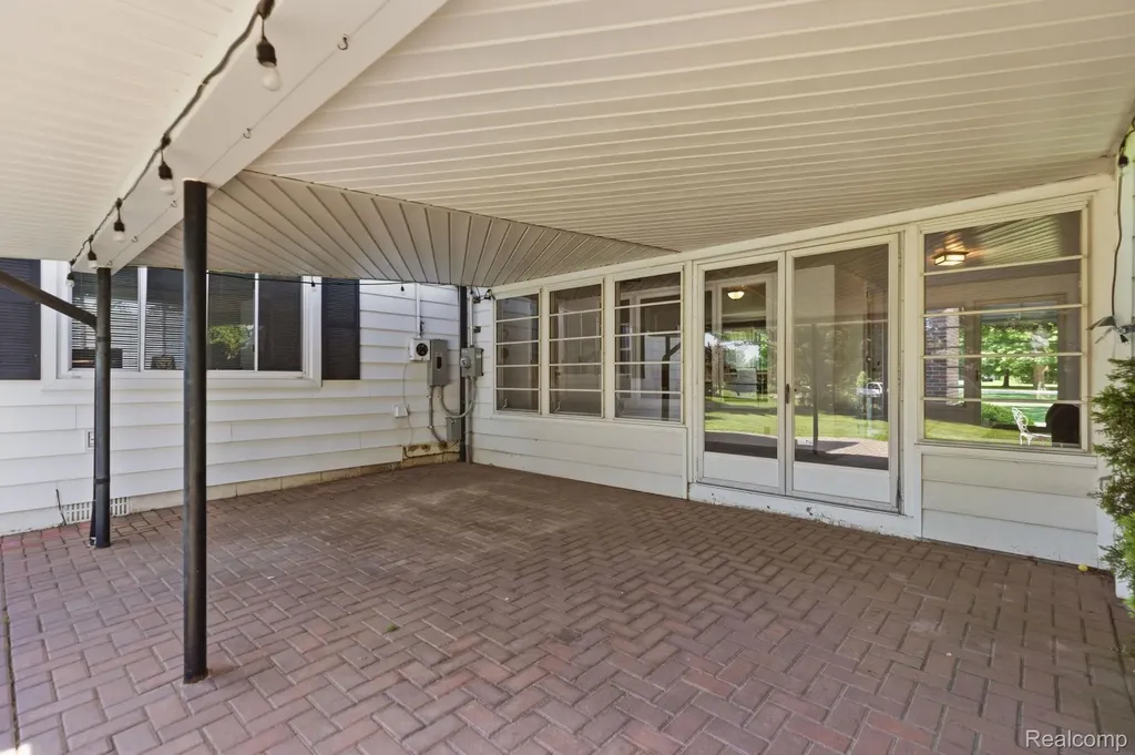 8710 32 Mile Road Washington Township MI 48095