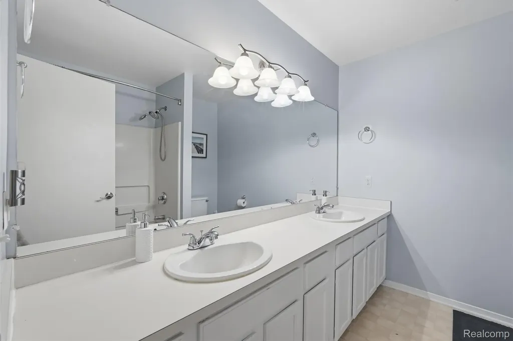 1661 Scio Ridge Road Scio Township MI 48103