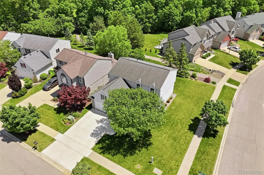 1661 Scio Ridge Road Scio Township MI 48103
