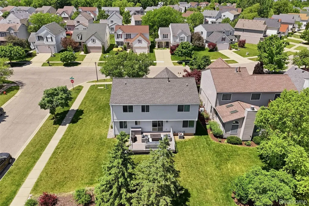 1661 Scio Ridge Road Scio Township MI 48103
