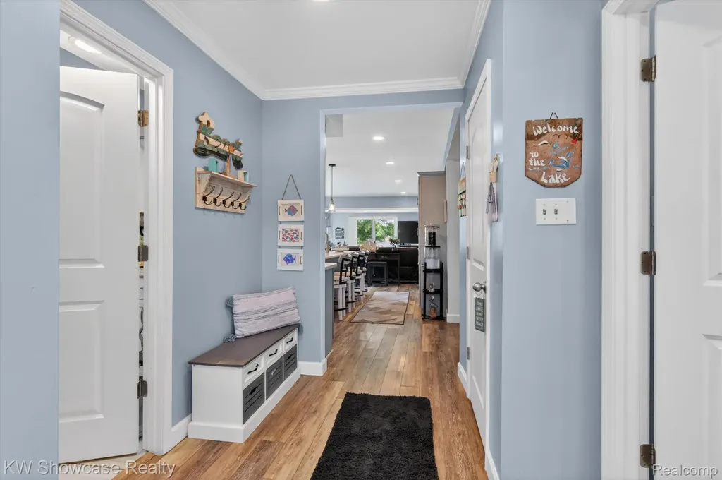 3415 Highland Boulevard Highland Charter Township MI 48356