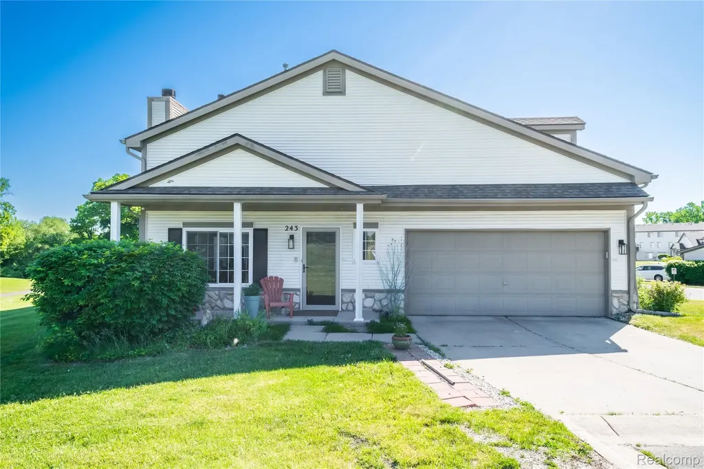 243 Oak Ridge Drive Pontiac City MI 48341