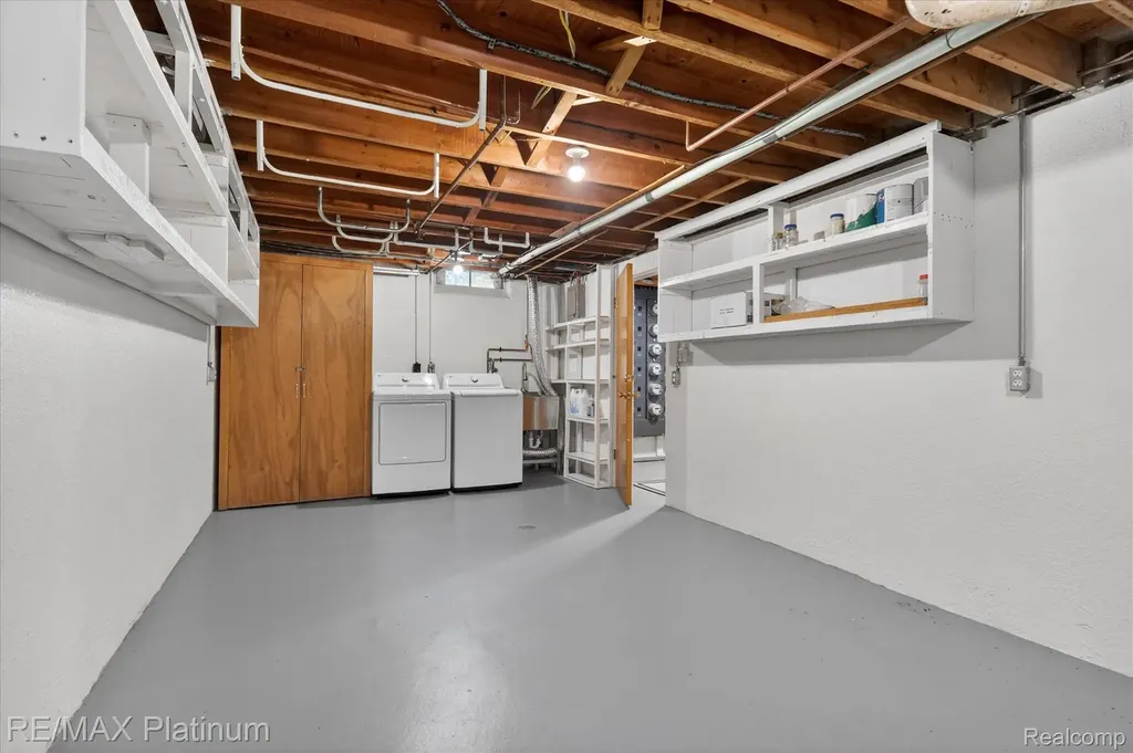 5980 Alan Drive Brighton Township MI 48116