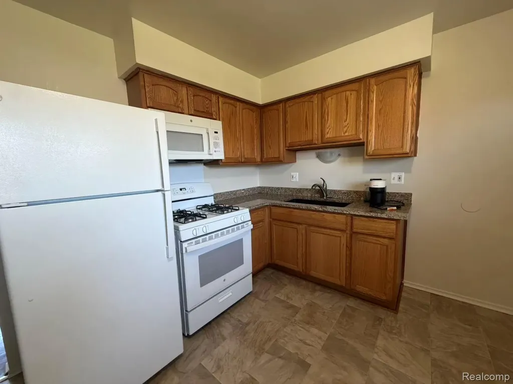 9768 Cornell Taylor City MI 48180