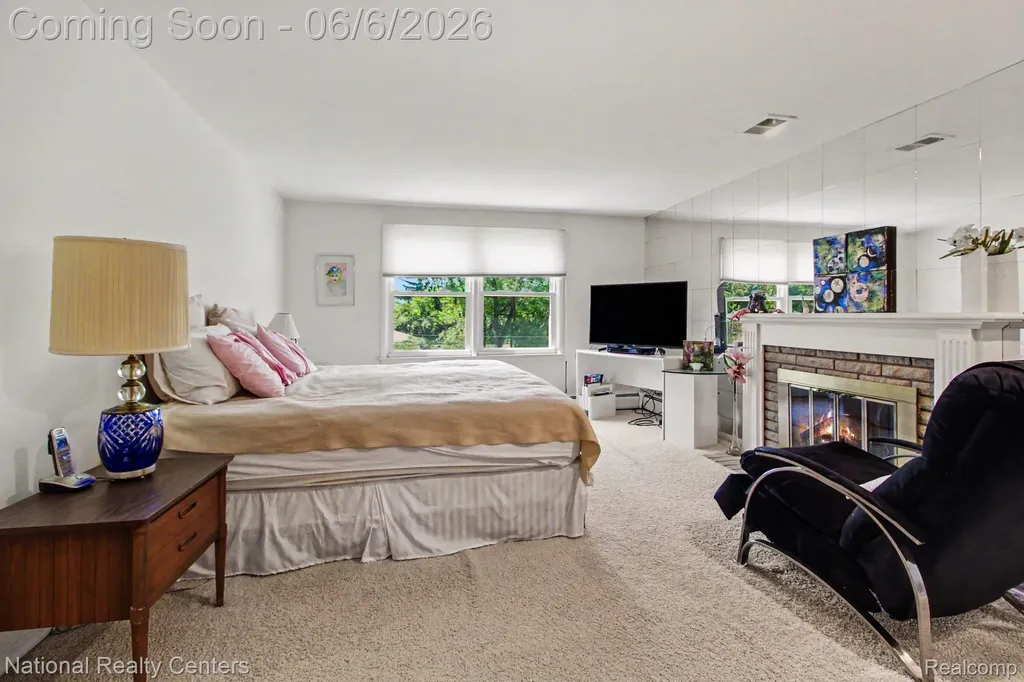 5535 Pembury Lane West Bloomfield Charter Township MI 48322
