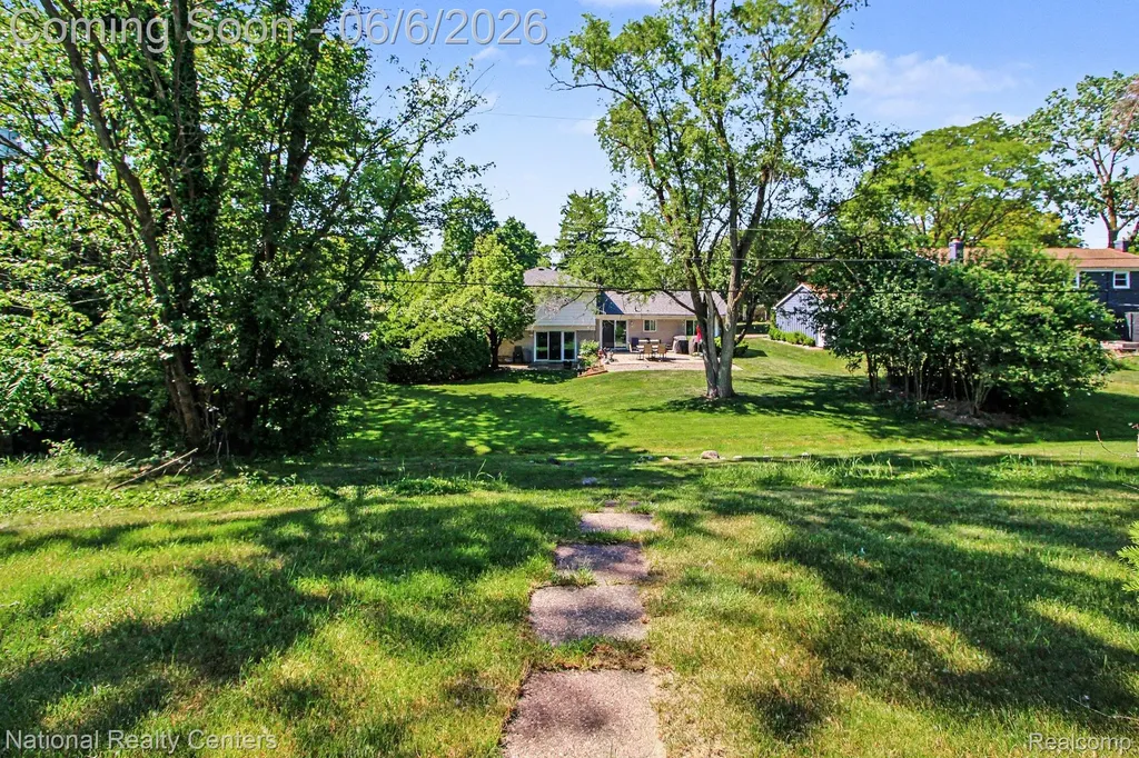 5535 Pembury Lane West Bloomfield Charter Township MI 48322