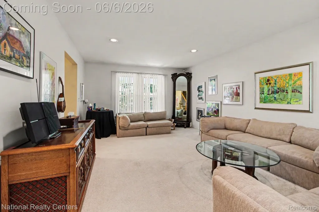 5535 Pembury Lane West Bloomfield Charter Township MI 48322