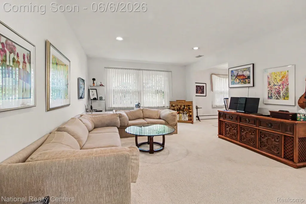 5535 Pembury Lane West Bloomfield Charter Township MI 48322