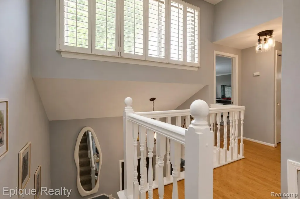20485 Villa Grande Circle Clinton Charter Township MI 48038