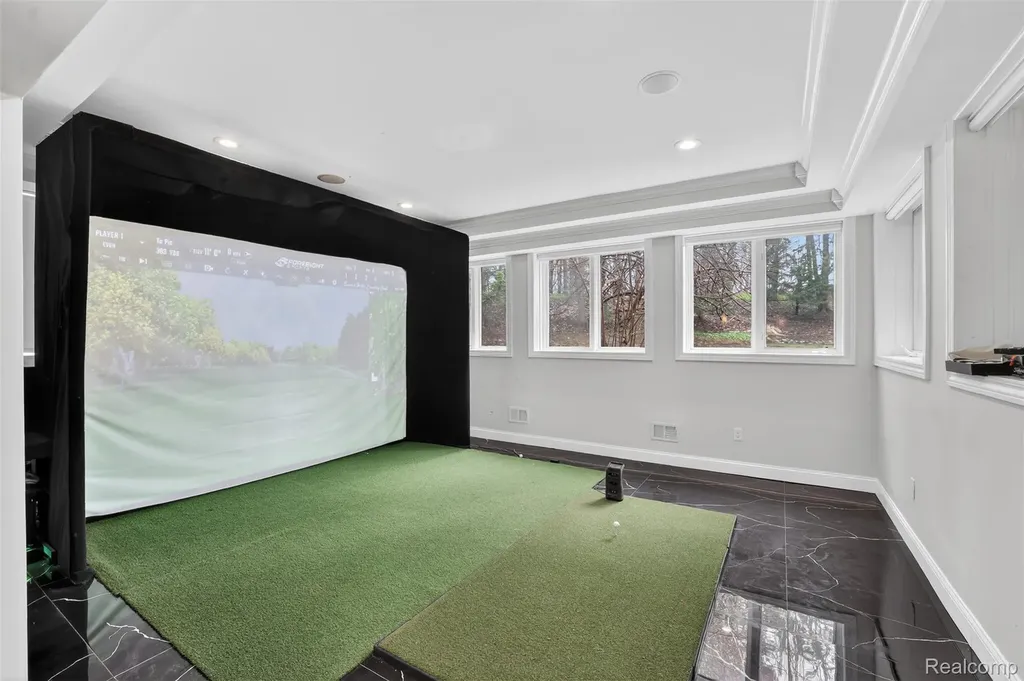 6620 Minnow Pond Drive West Bloomfield Charter Township MI 48322