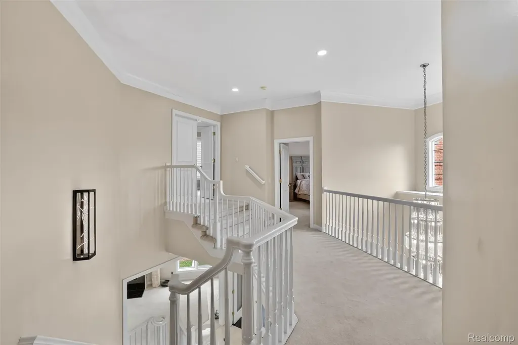 6620 Minnow Pond Drive West Bloomfield Charter Township MI 48322