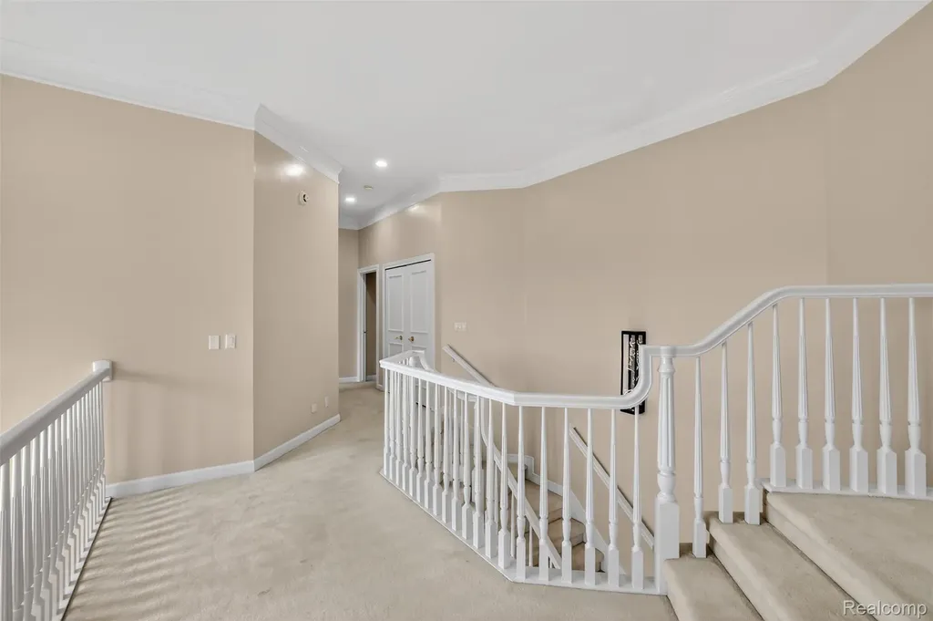 6620 Minnow Pond Drive West Bloomfield Charter Township MI 48322