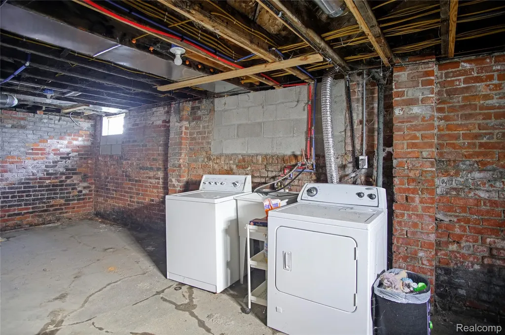 6123 Commonwealth Street Detroit City MI 48208