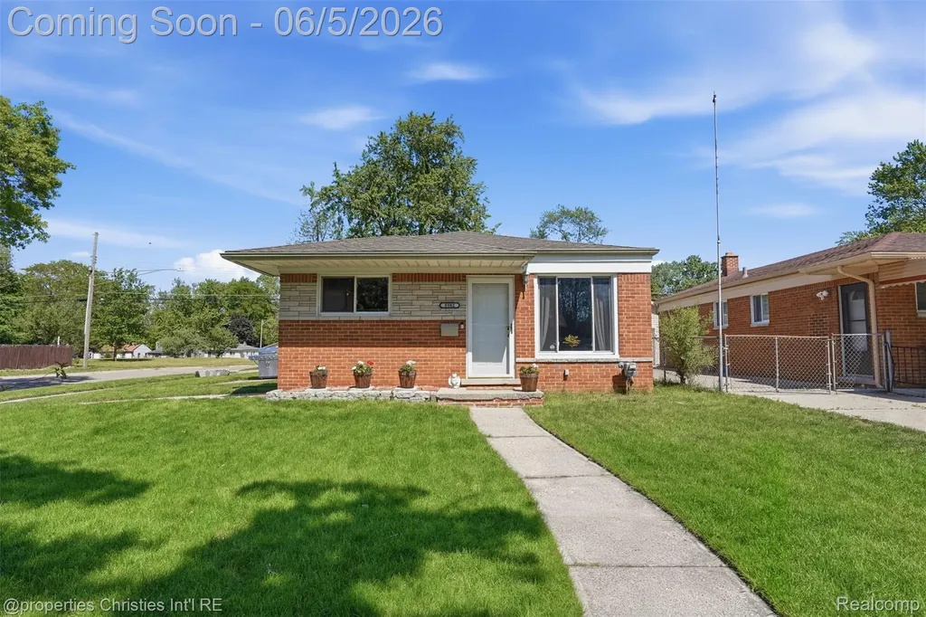 8982 Beatrice Street Livonia City MI 48150