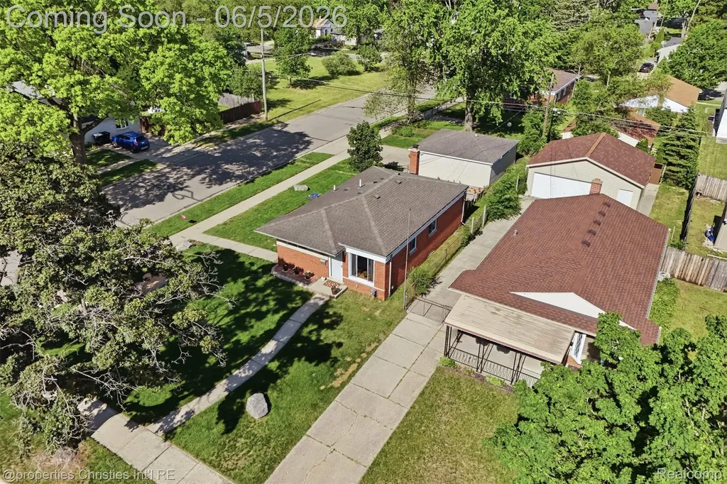 8982 Beatrice Street Livonia City MI 48150