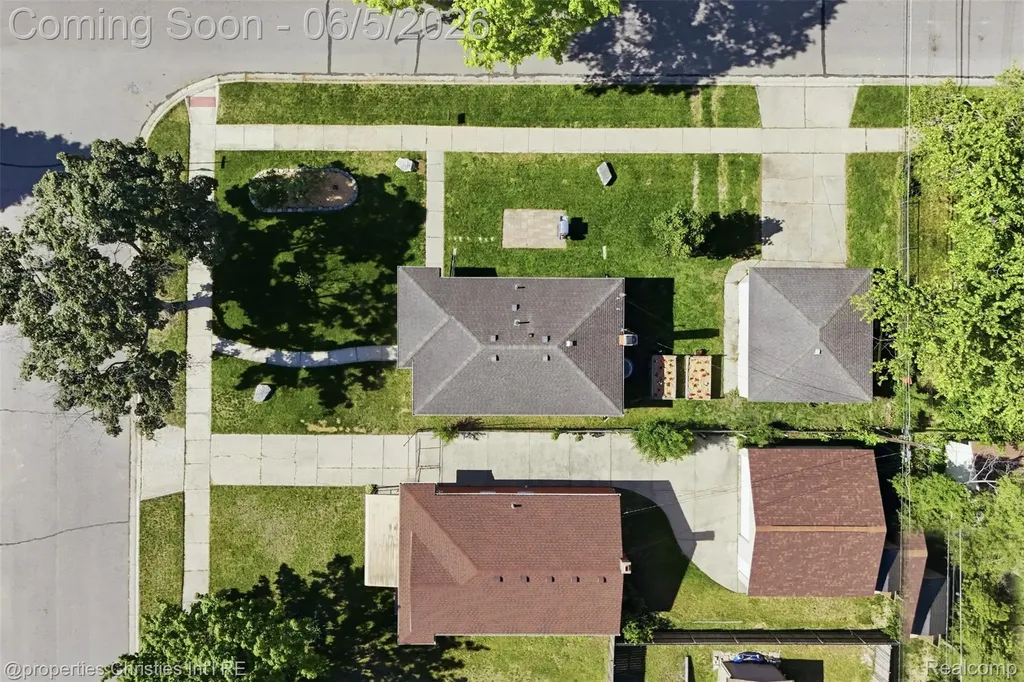 8982 Beatrice Street Livonia City MI 48150