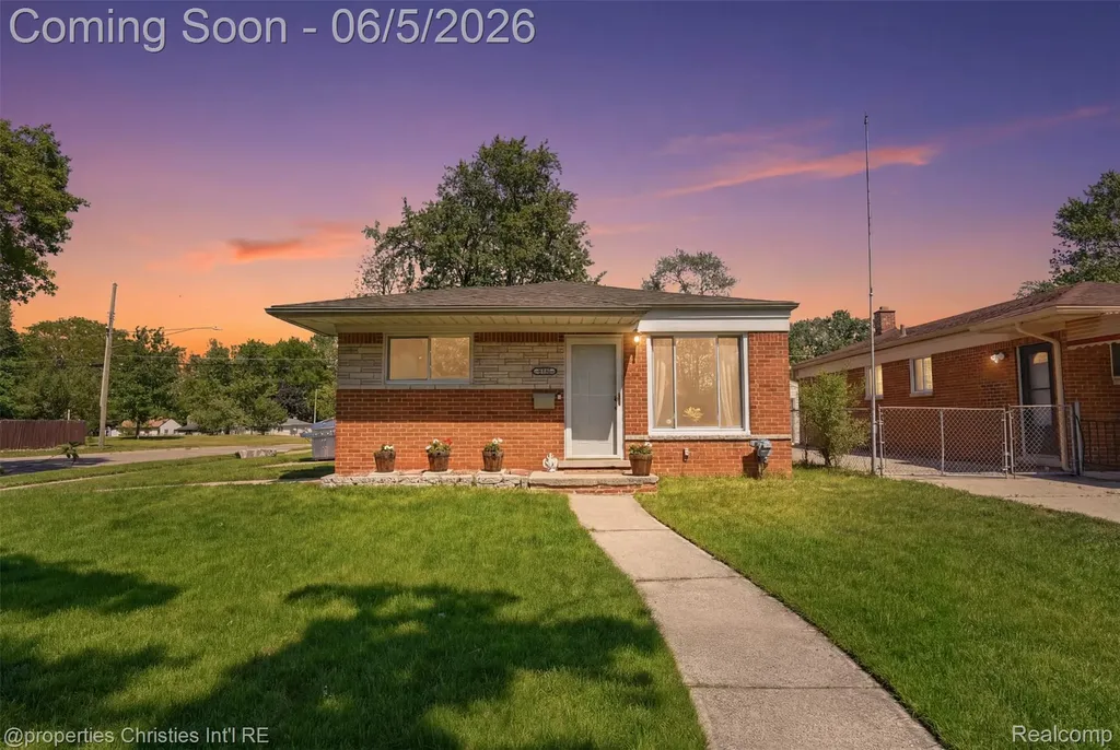8982 Beatrice Street Livonia City MI 48150