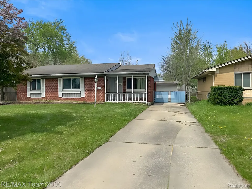 42054 Lincoln Street Van Buren Charter Township MI 48111