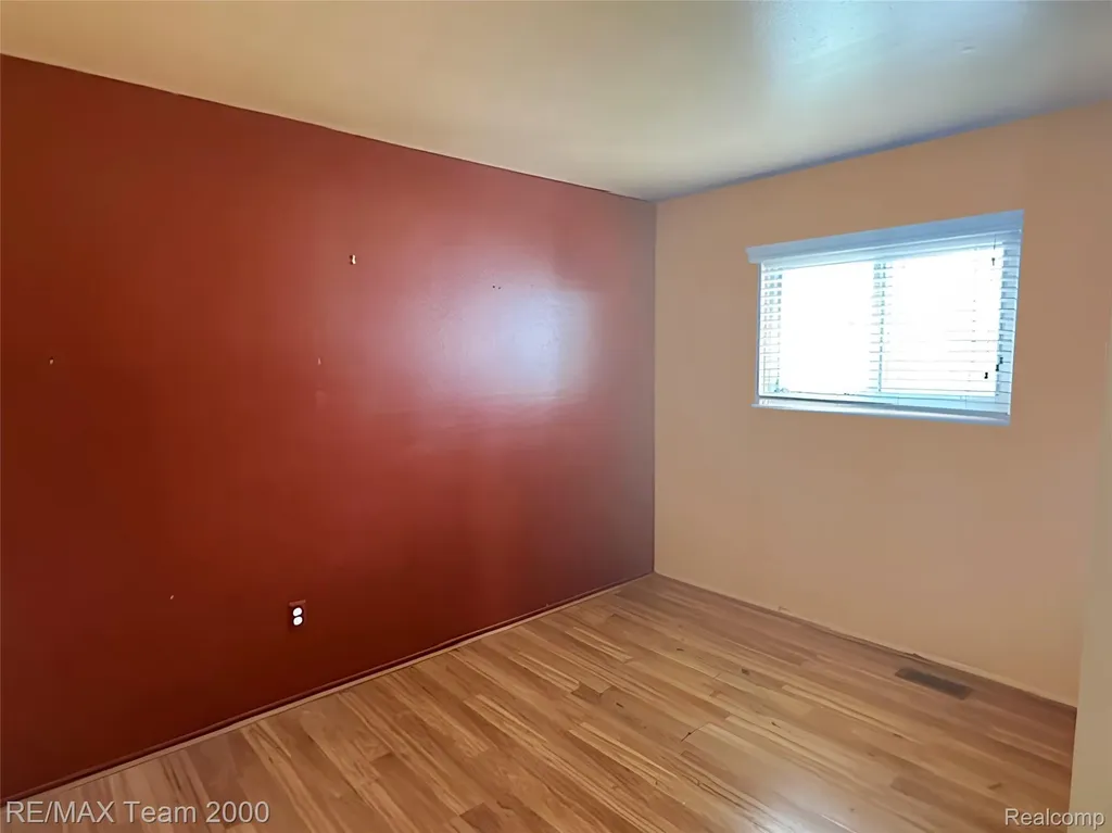 42054 Lincoln Street Van Buren Charter Township MI 48111