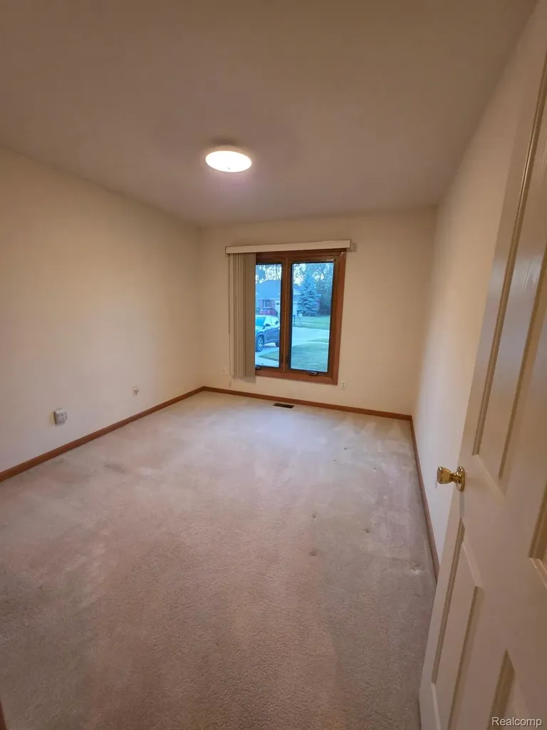 30726 Thistle Avenue Chesterfield Township MI 48051