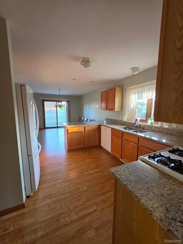 30726 Thistle Avenue Chesterfield Township MI 48051