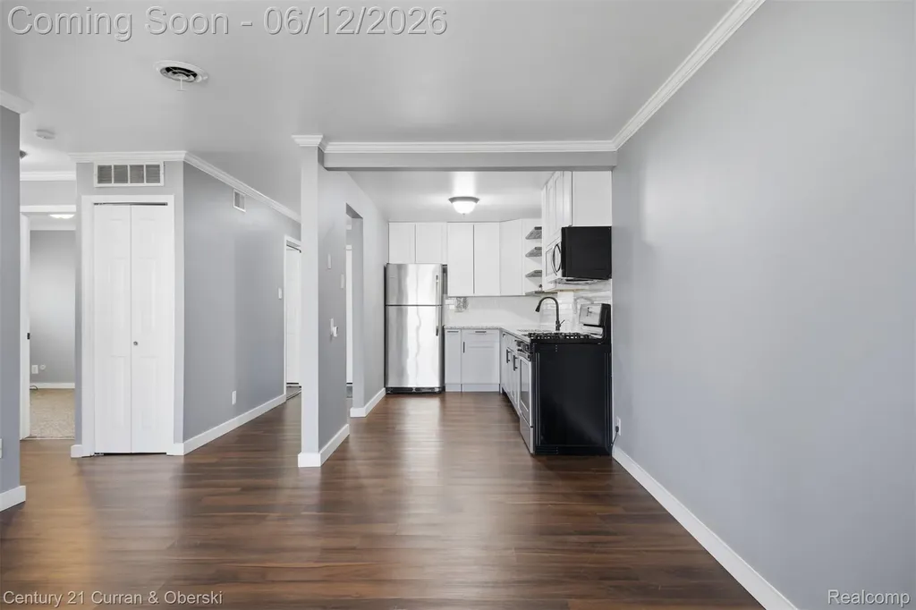4715 Coolidge Highway Royal Oak City MI 48073