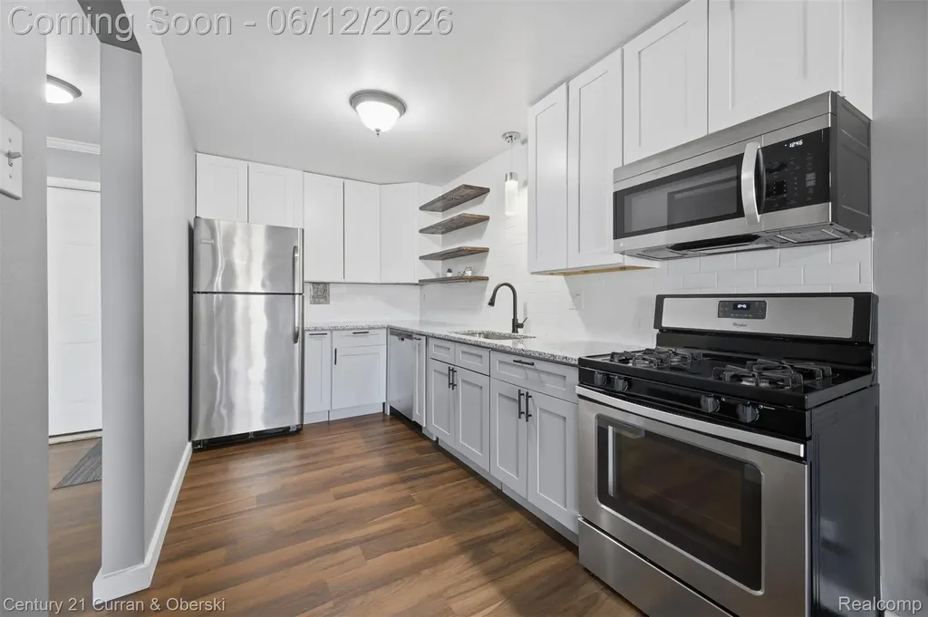 4715 Coolidge Highway Royal Oak City MI 48073