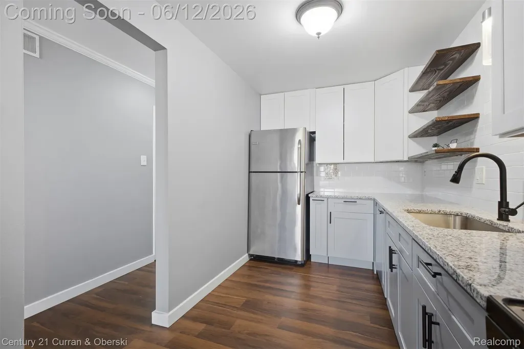 4715 Coolidge Highway Royal Oak City MI 48073