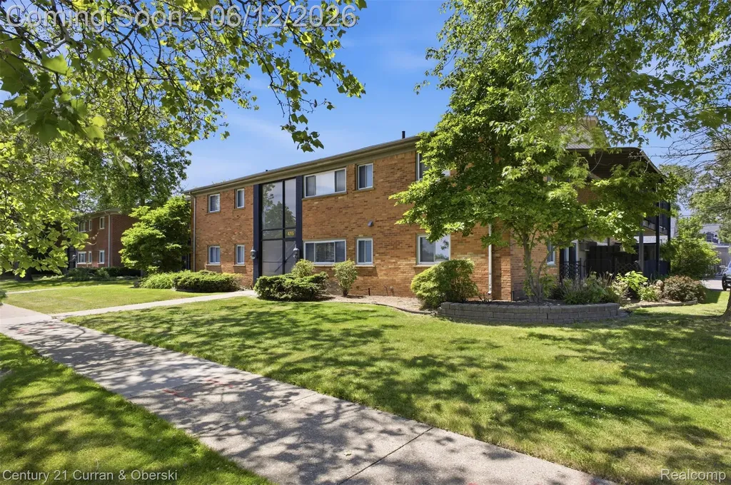 4715 Coolidge Highway Royal Oak City MI 48073