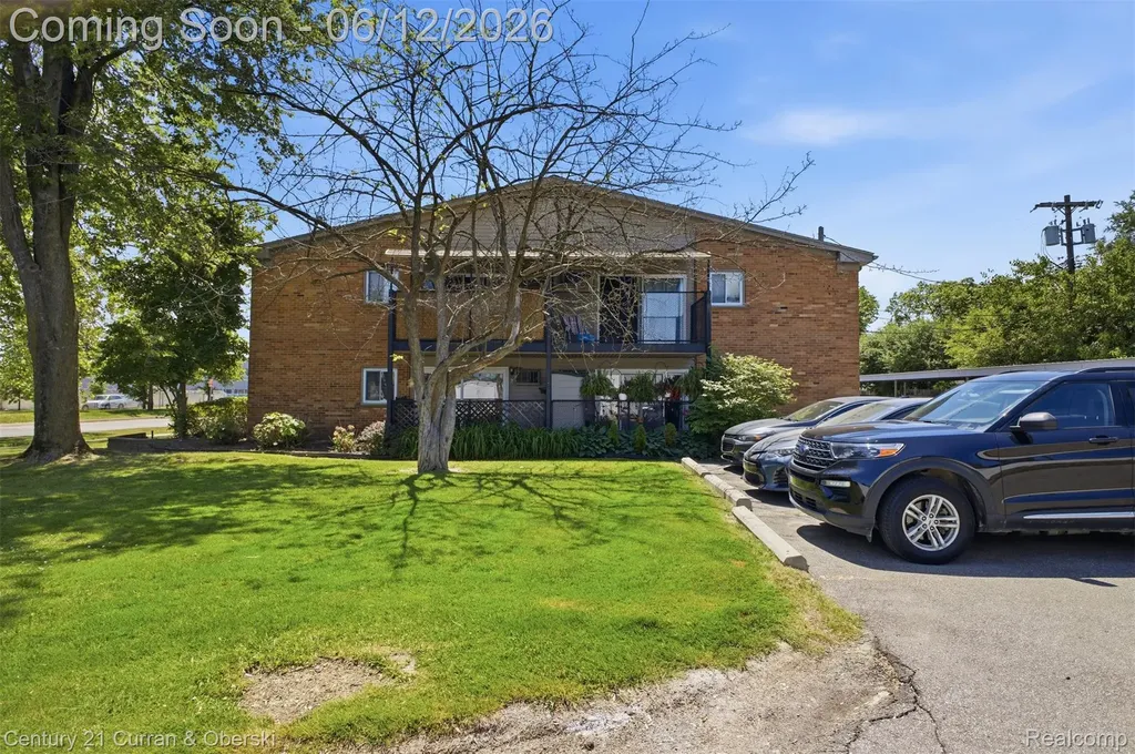 4715 Coolidge Highway Royal Oak City MI 48073
