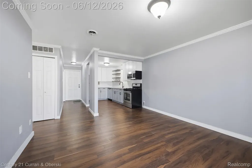 4715 Coolidge Highway Royal Oak City MI 48073