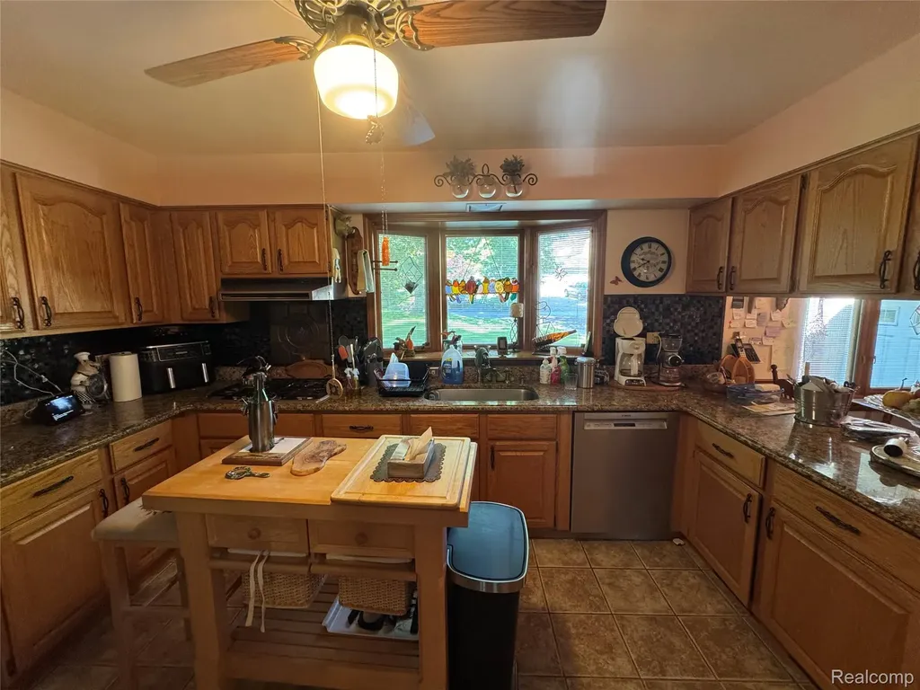 1448 Inwoods Circle Bloomfield Hills City MI 48302