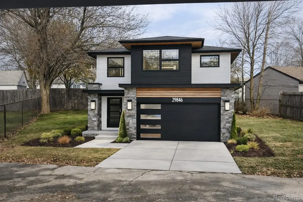 16641 Stephens Drive Eastpointe City MI 48021