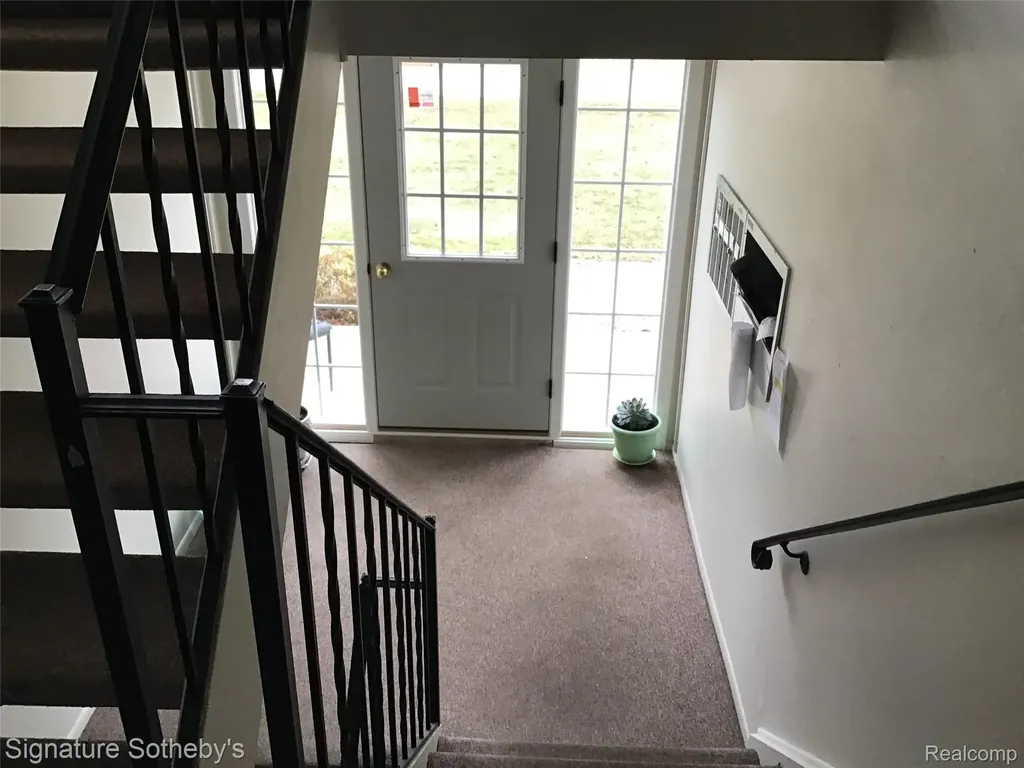 8171 Denwood Drive Sterling Heights City MI 48312