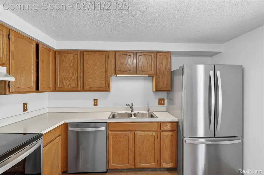 5464 E Maple Avenue Grand Blanc Charter Township MI 48439