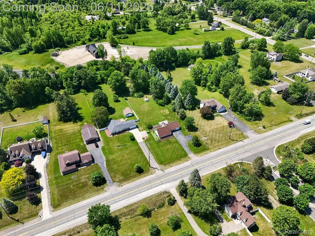 5464 E Maple Avenue Grand Blanc Charter Township MI 48439