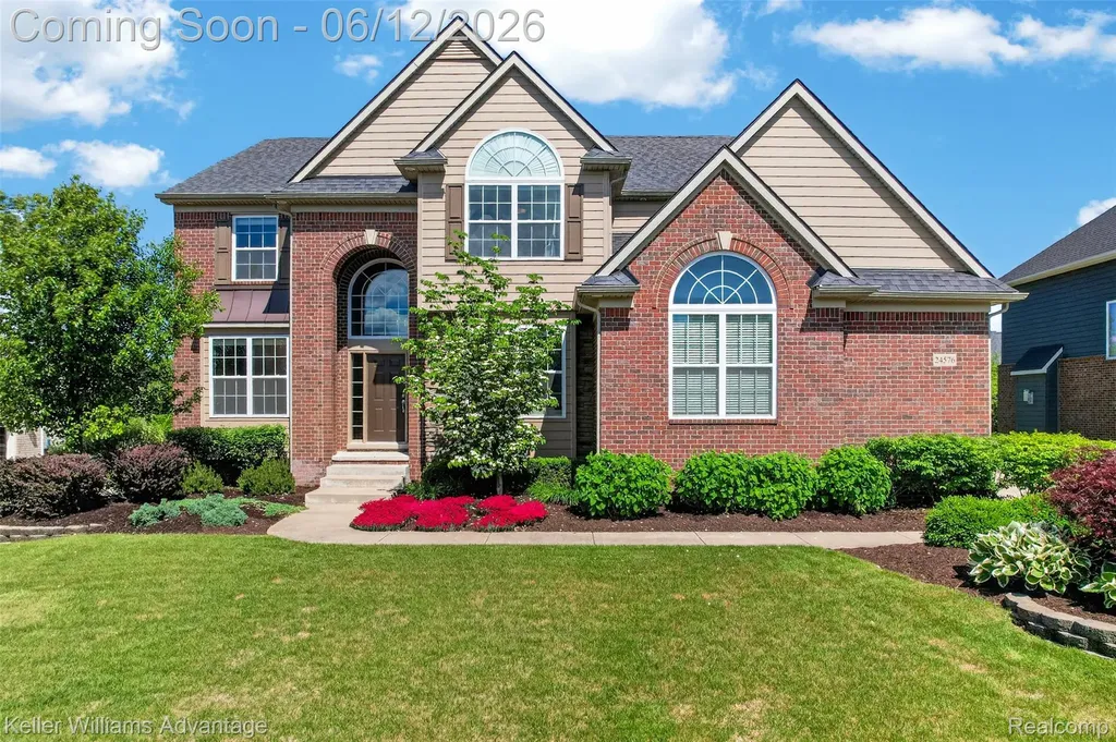 24576 Turnburry Court Lyon Charter Township MI 48178