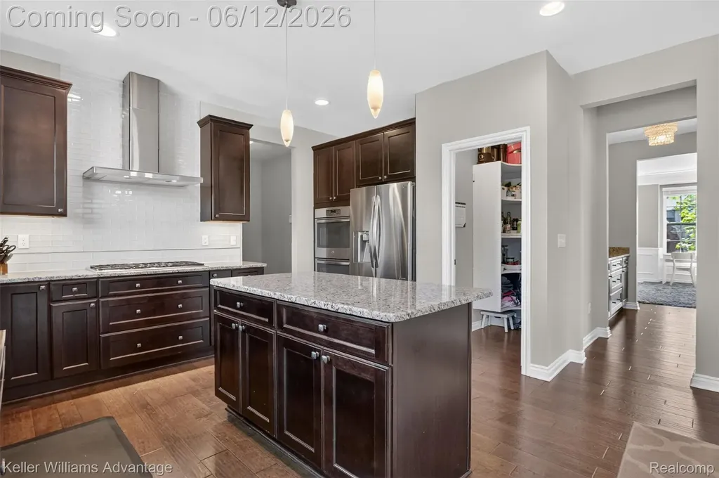 24576 Turnburry Court Lyon Charter Township MI 48178